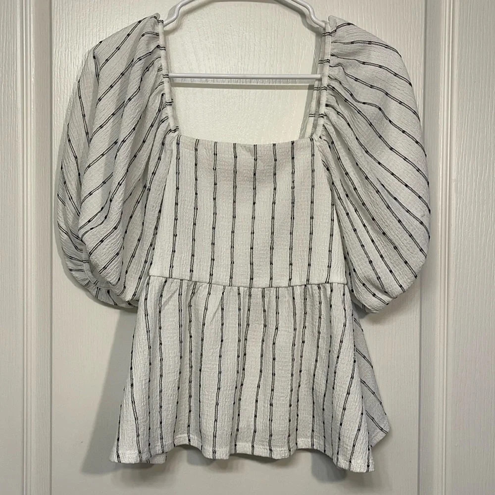 Madewell Puff Sleeve Empire Top Blouse Black White Stripe Size Med EUC #2721